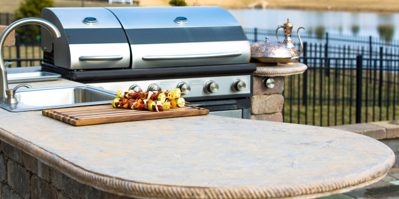 Three Benefits of an Outdoor Kitchen